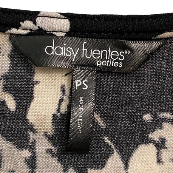 Daisy Fuentes Petites Mini Dress Empire Waist A-Line Floral Black White SP PS - Picture 3 of 15